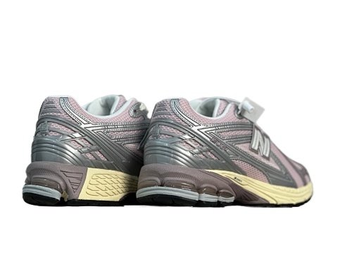 New balance - Image 5