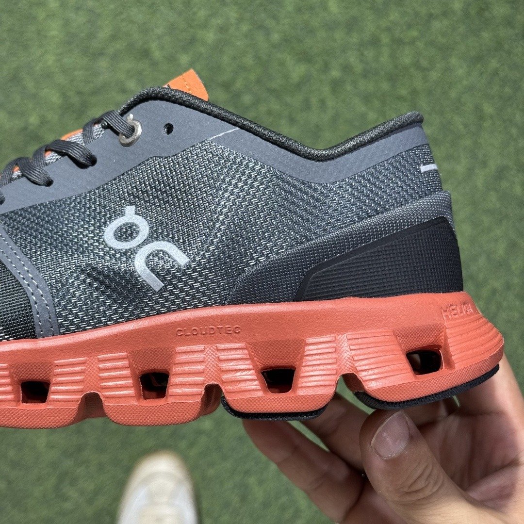On Cloud 5 comfortable all-match shock-absorbing non-slip wear-resistant breathable low-top carbon plate running shoes - Image 5
