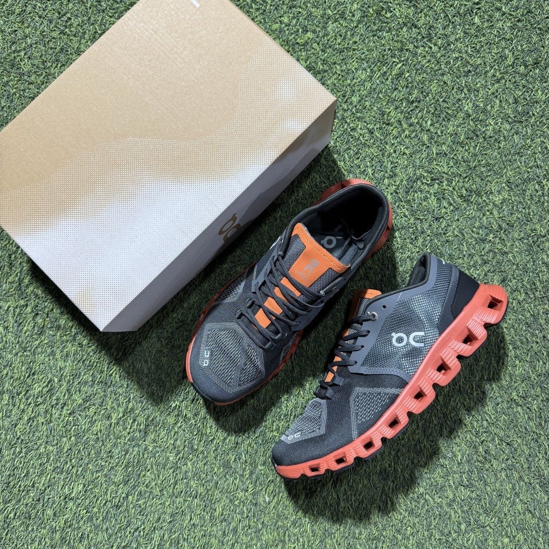 On Cloud 5 comfortable all-match shock-absorbing non-slip wear-resistant breathable low-top carbon plate running shoes - Image 8
