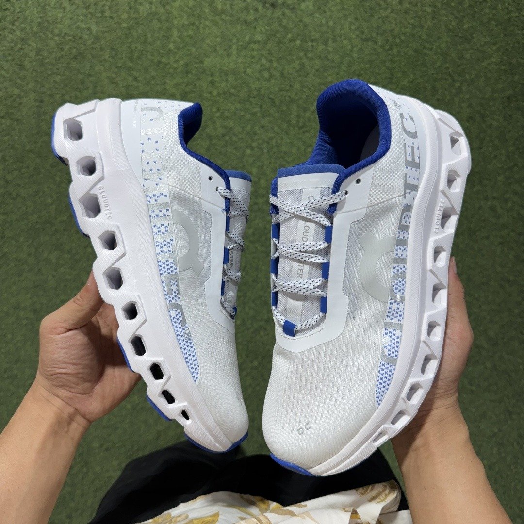 On Cloudmonster sports comfortable fashion trendy technology style fabric low top carbon plate long running running shoes - Image 5
