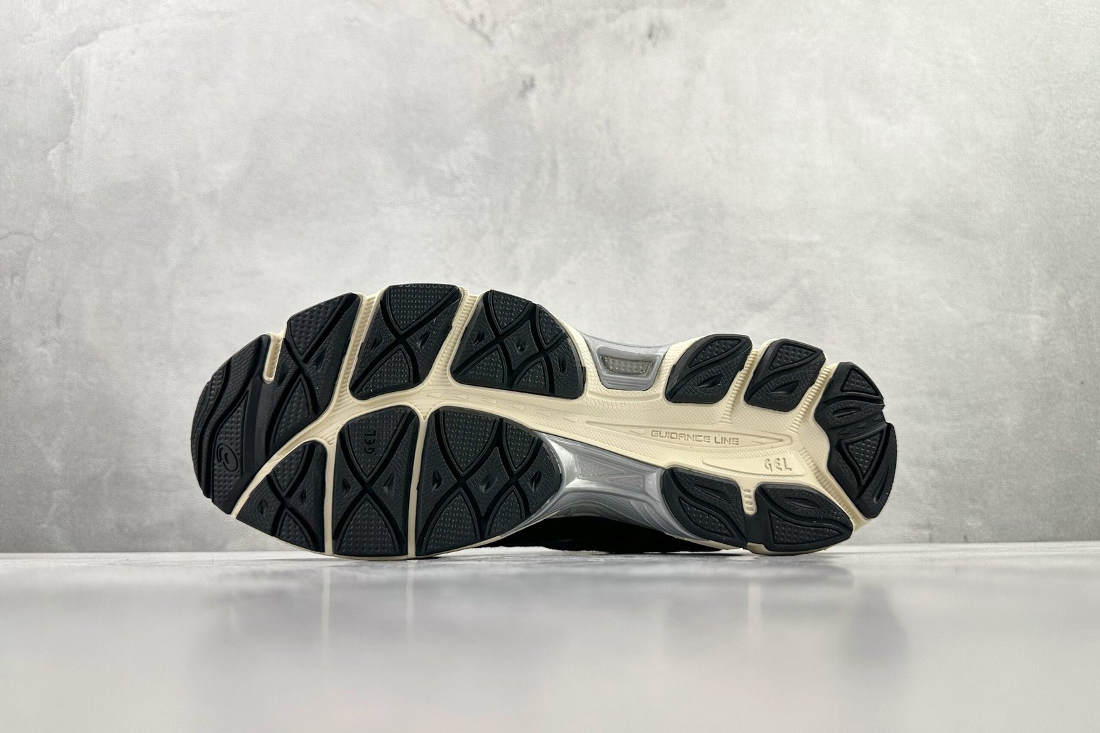 Asics GEL-NYC gray black 1201A789-750 - Image 4