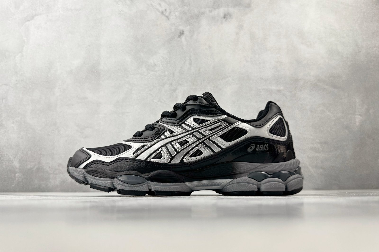 Asics Gel NYC technology Black silver 1203A280-002
