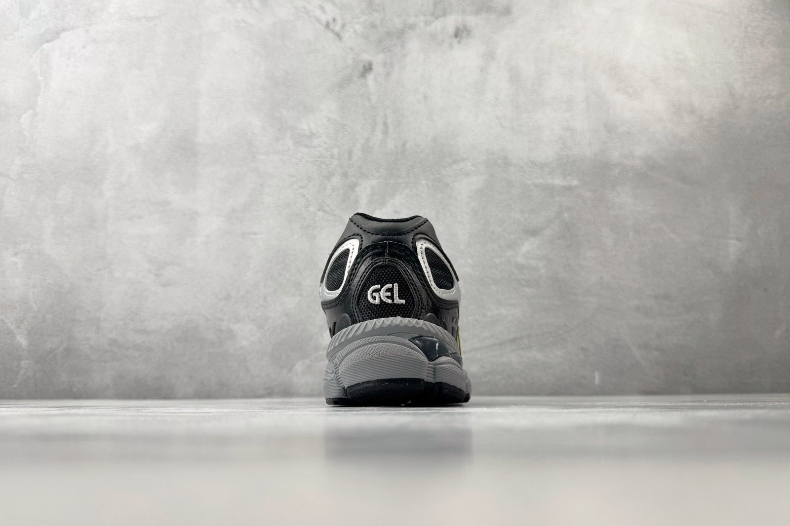 Asics Gel NYC technology Black silver 1203A280-002 - Image 7