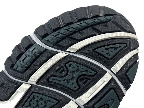 ASICS 1203A566-100 silver Black - Image 9