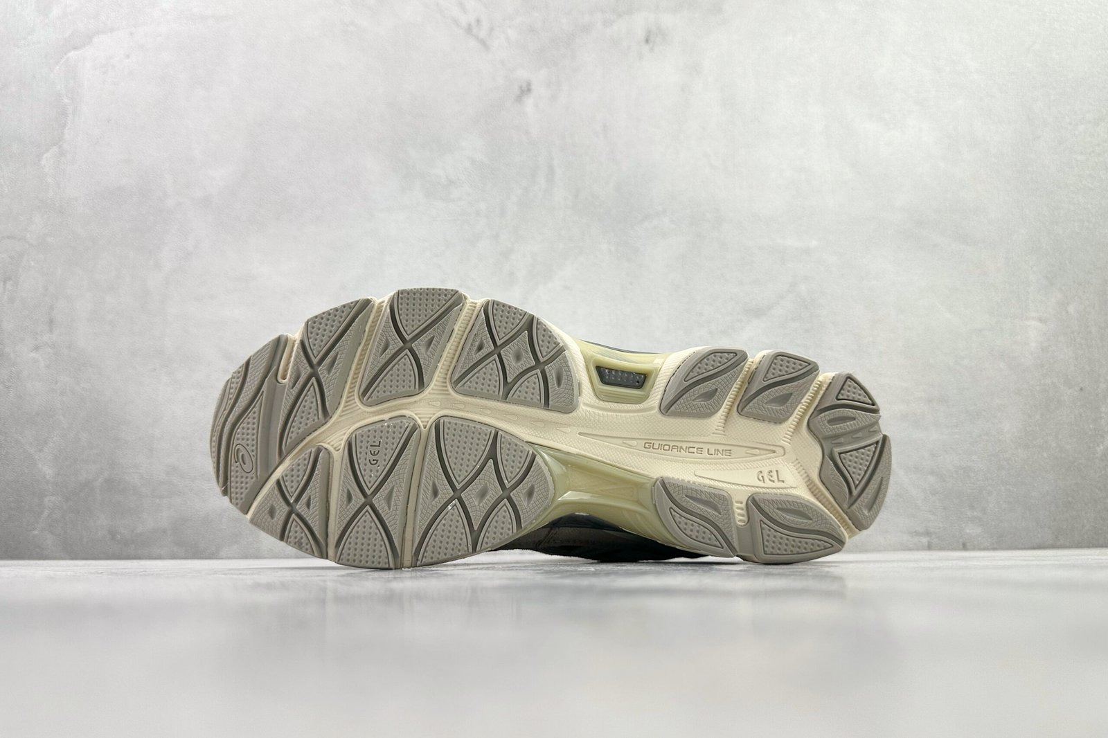 Asics GEL-NYC M Gray 1201A789-103 - Image 4