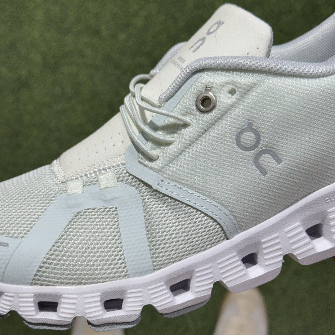 On Cloud 5 comfortable all-match shock-absorbing non-slip wear-resistant breathable low-top carbon plate running shoes - Image 6
