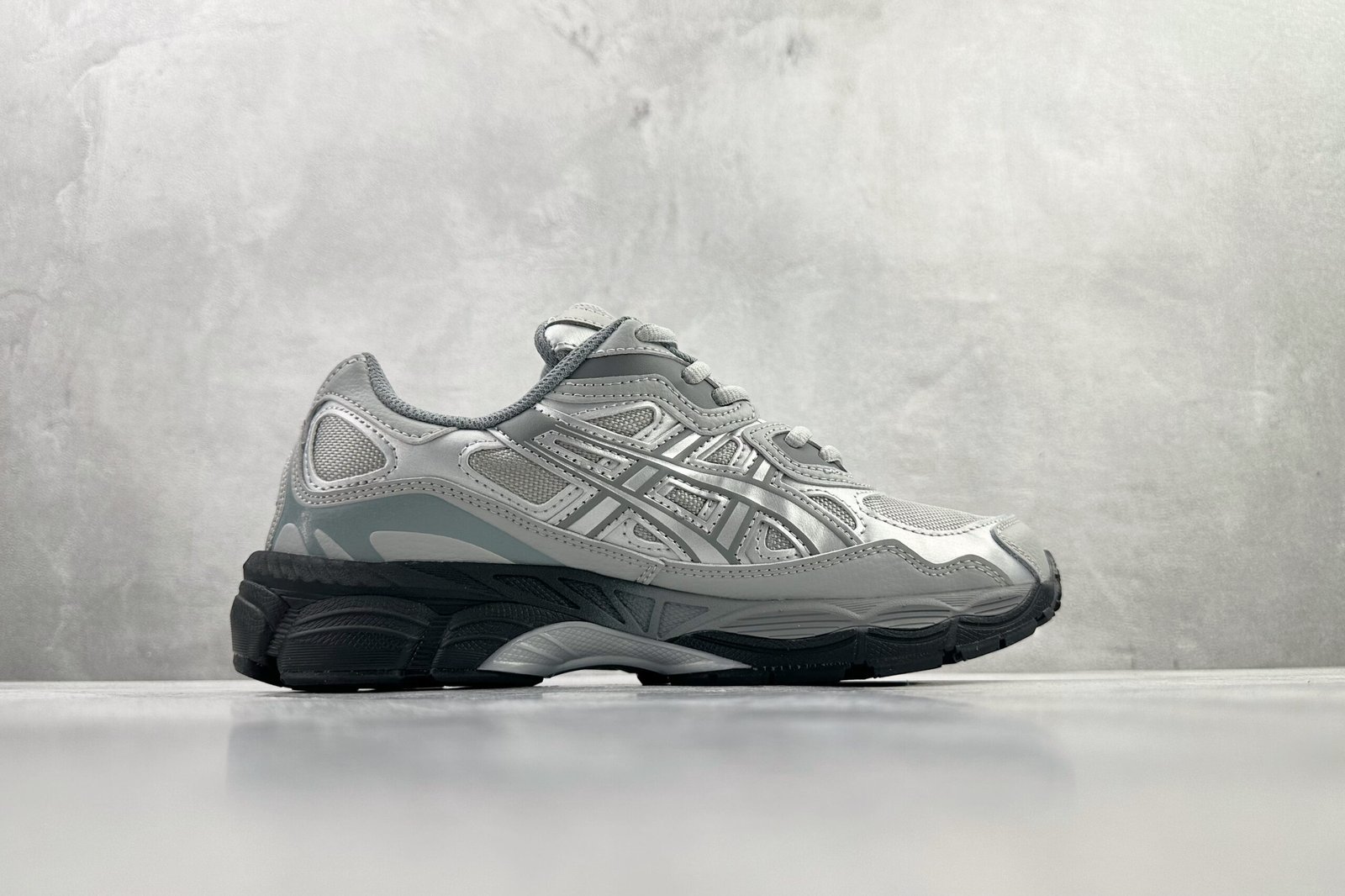Asics GEL-NYC silver gray 1203A280-020 - Image 2