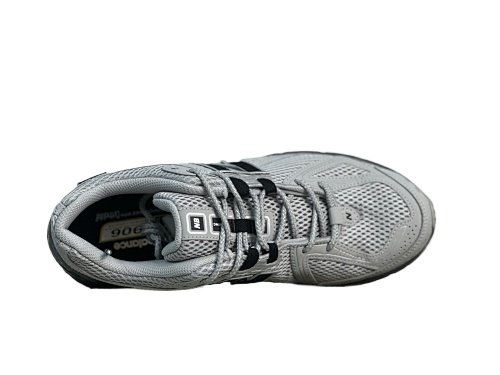 New balance - Image 3