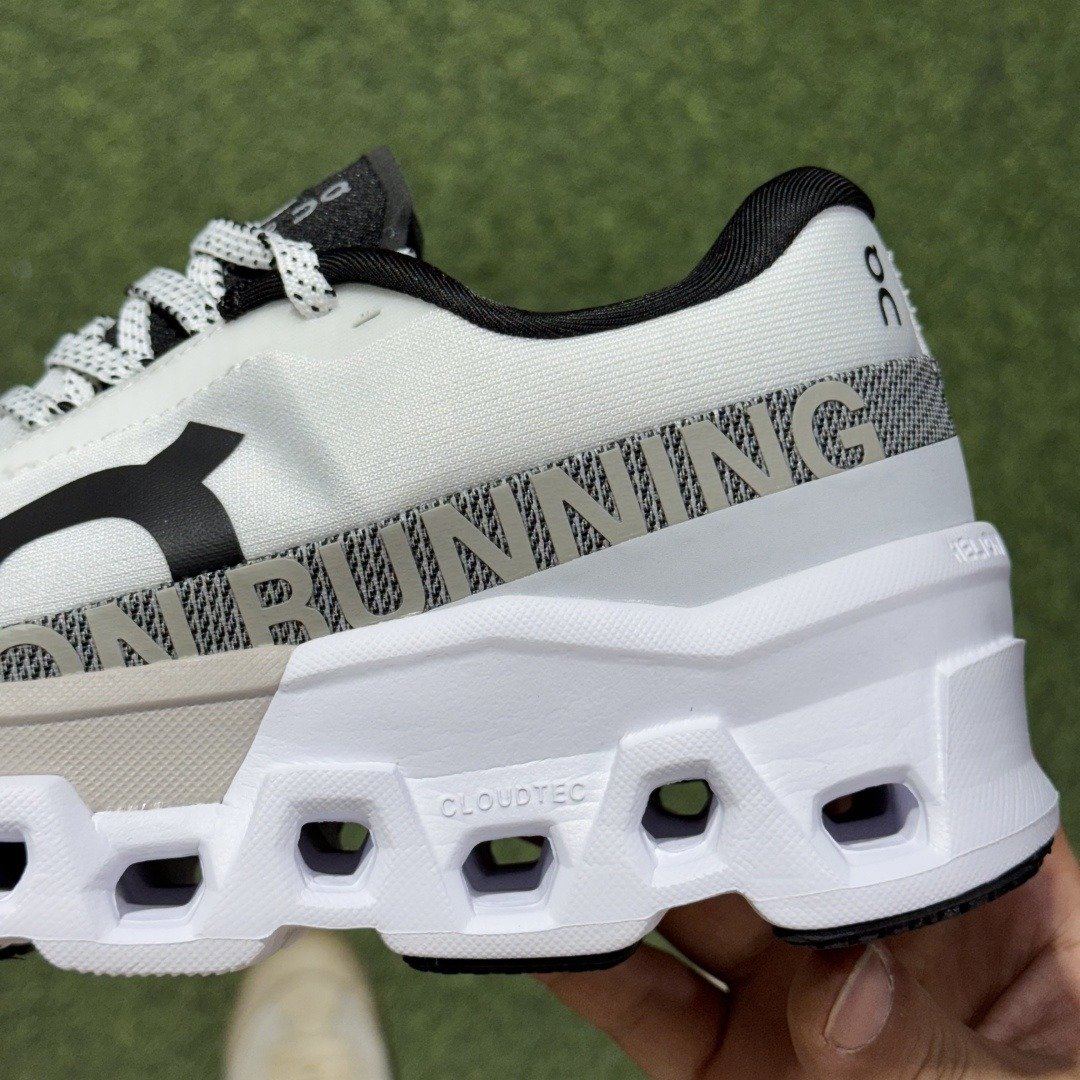 On Cloudmonster 2: Comfortable and versatile, non-slip and abrasion-resistant, low-cut running shoes. - Image 5