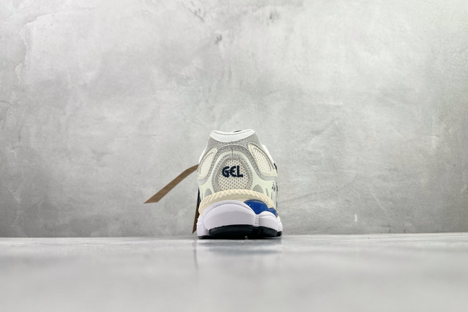 Asics GEL-NYC White 1203A788-10 - Image 7