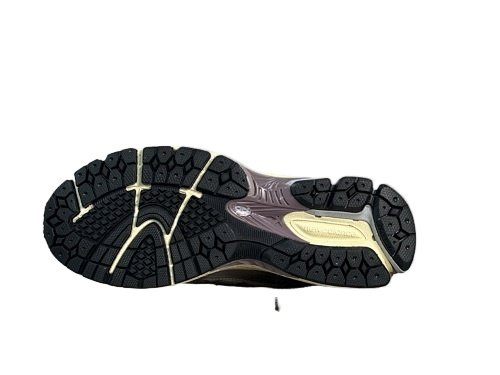 New balance - Image 4